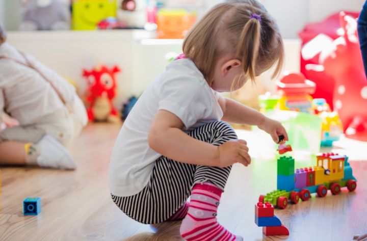 Более гибкий график: детсады в ЛНР смогут работать дольше