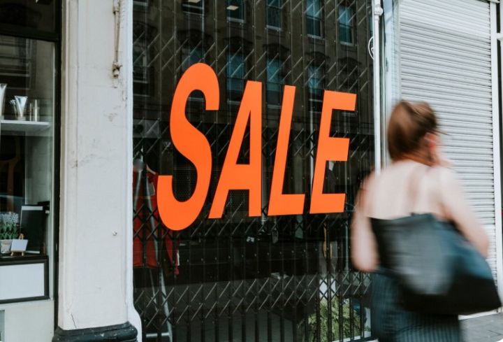 SALE уходит: с марта в ЛНР не останется вывесок и рекламы на иностранном языке