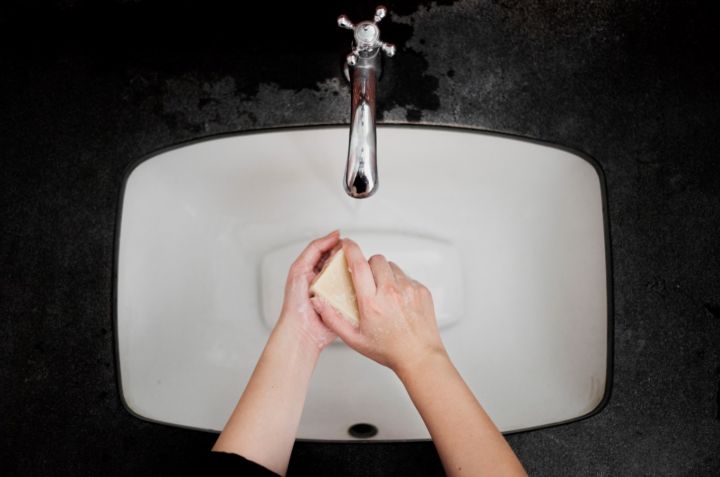 Часть Луганска осталась без воды из-за поломки в энергосистеме: когда восстановят ее подачу? 