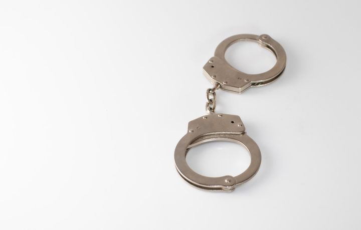 В Кировске сиделка ограбила пожилую женщину и сама пришла с повинной