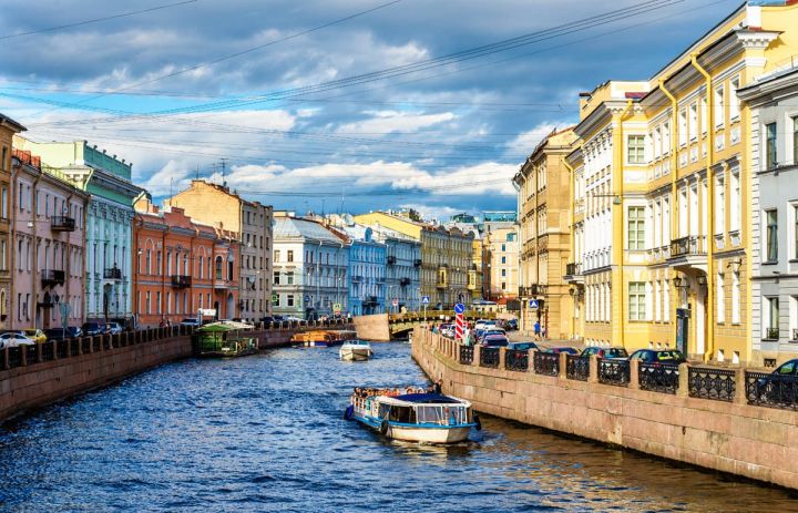 Учреждения Санкт-Петербурга намерены обучать учащихся из ДНР на дизайнеров и реставраторов