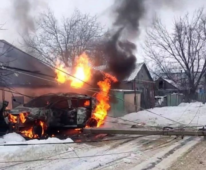 Утренний «таран» оставил улицу без газа в Свердловске