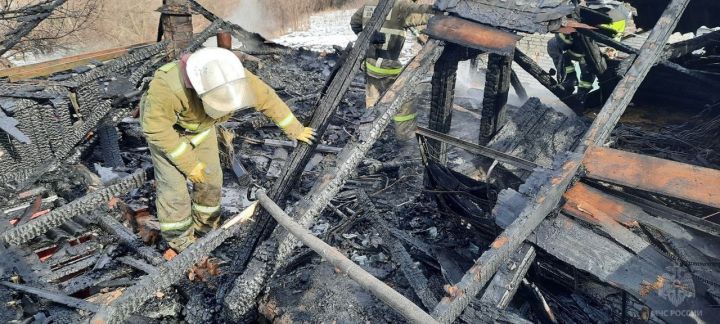 Короткое замыкание меньше чем за час уничтожило дом в одном из городов ЛНР 