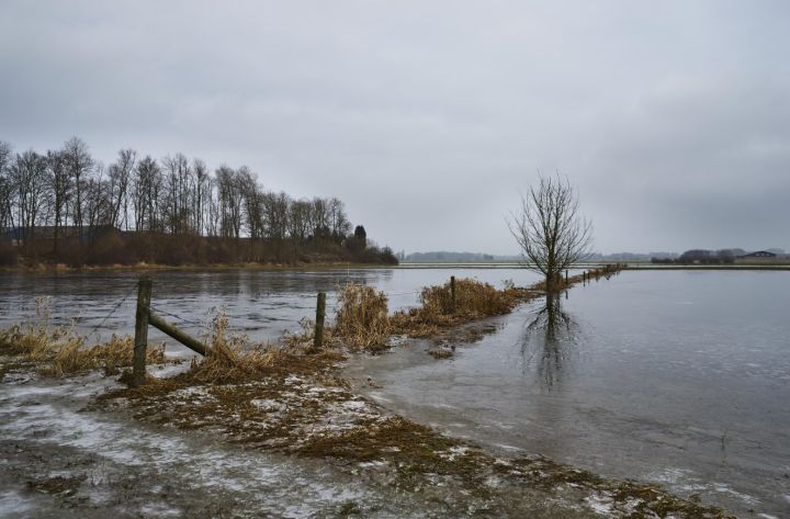 МЧС предупреждает: ЛНР может подтопить талыми водами из-за резкого потепления