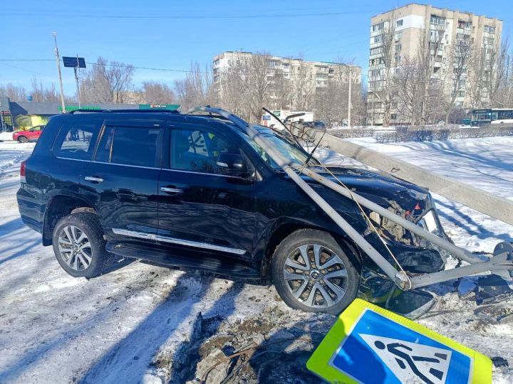 Пьяный водитель сбил мужчину в Луганске