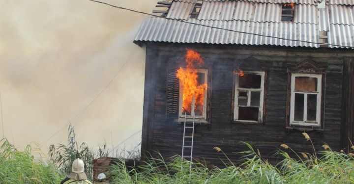 Пожар в Свердловске унес жизнь пенсионерки