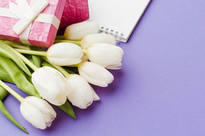 Как выбрать идеальный подарок к 8 Марта? Отвечают краснодонцы