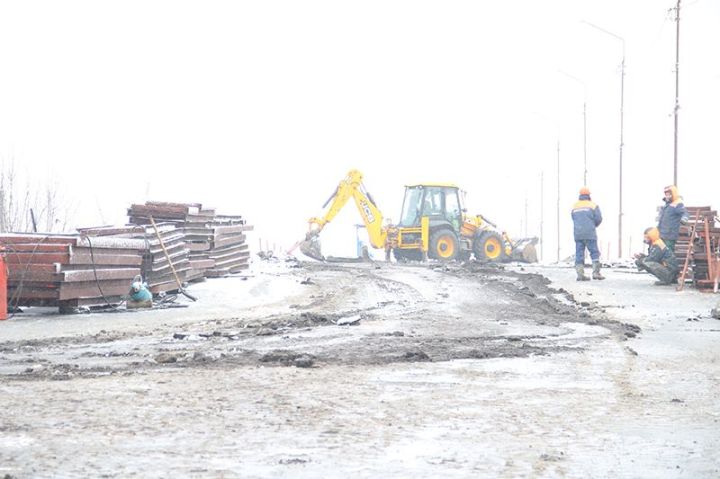 Первый Должанский мост в Свердловске - на ремонте, на очереди следующий