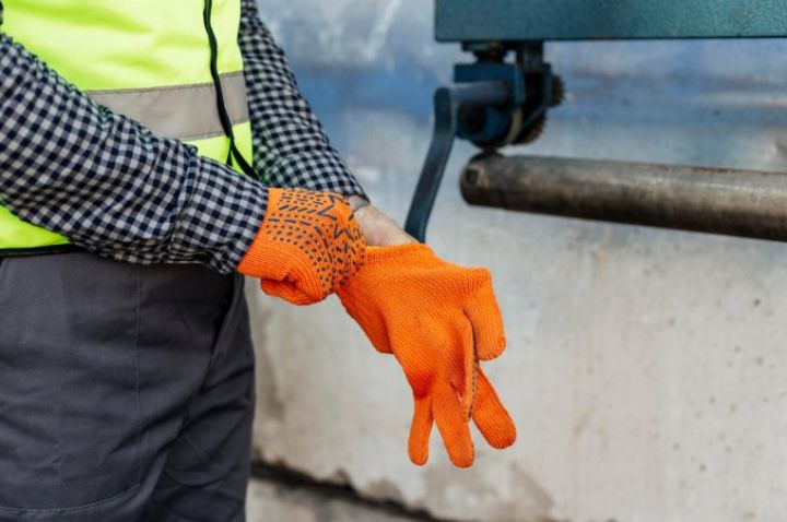 «Мы работаем на благо жителей». Коммунальщики Краснодона отмечают профессиональный праздник