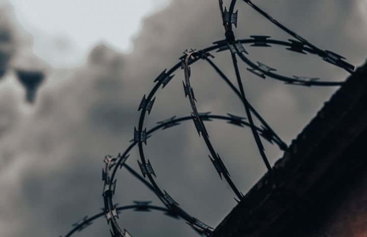 Пожизненный срок вынесли убившему и изнасиловавшему 17-летнюю девушку жителю ЛНР