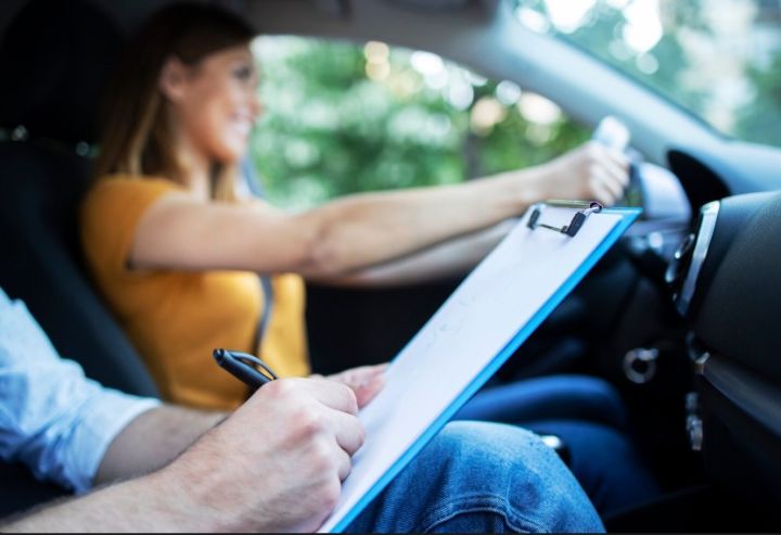 Практика с СССР: в ЛНР планируют возродить обучение в школах и колледжах на «Автодело»