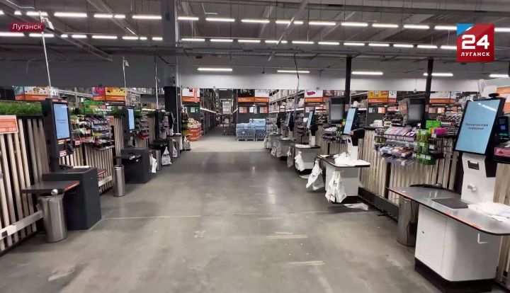 «Манго» закрыт уже пять дней: в Луганске может появиться новый гипермаркет?