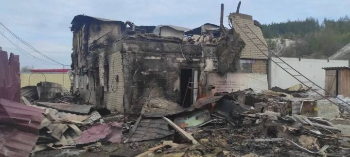 Территория ЛНР подверглась атаке ВСУ: разрушена гостиница, есть жертвы 