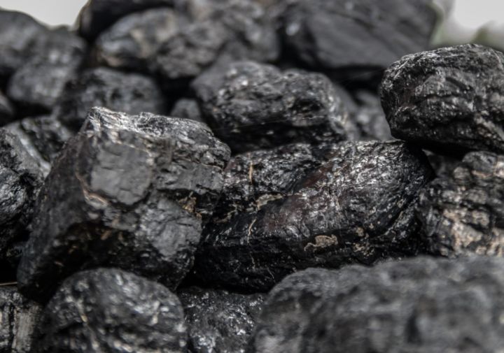 ВСУ ударили по одной из шахт в ЛНР: более 40 горняков находятся под землёй