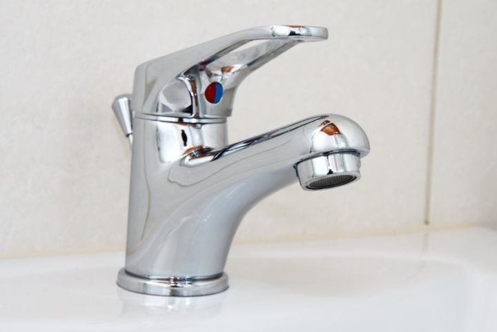 Где в ЛНР могут отключить воду 6 апреля из-за ремонтов? Список адресов