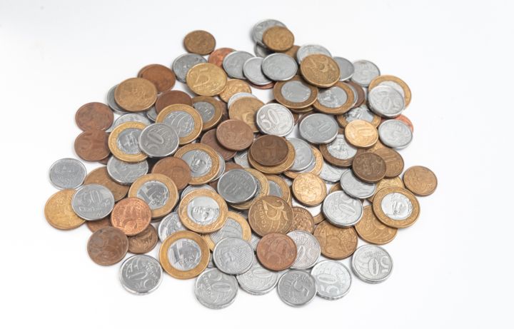 В ЛНР мелочь можно будет обменять на бумажные деньги без комиссии 