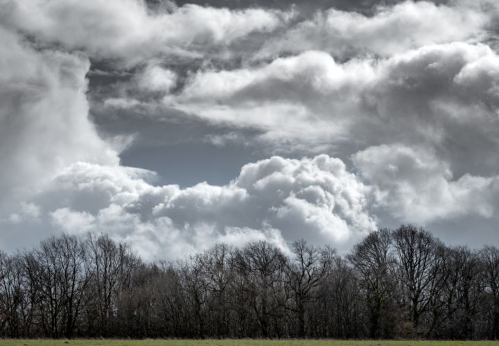 Температурные качели, дожди и заморозки: как долго в ЛНР продержится непогода? 
