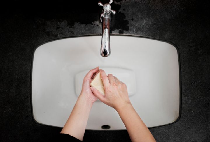 Жителей ЛНР предупредили о возможных отключениях воды 17 апреля 