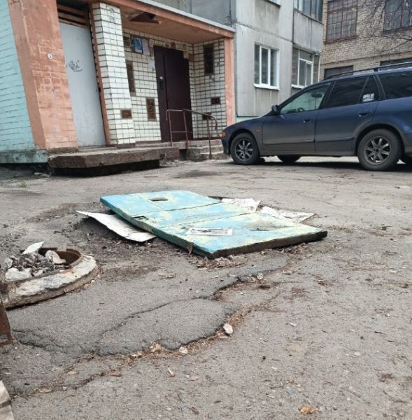 Скрытые ловушки. Где луганчан «поджидают» открытые люки?