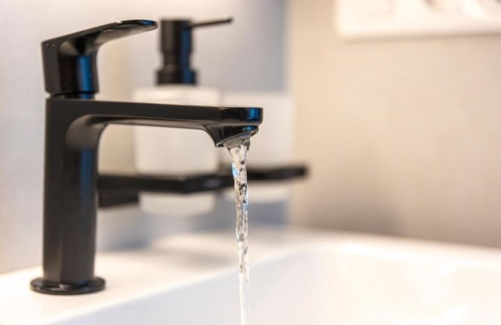 Адреса, где в ЛНР могут отключить воду 21 апреля