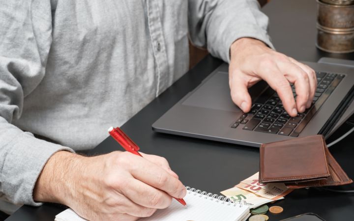 Успейте до 25 апреля: жителей ЛНР призывают вовремя передавать показания счётчиков