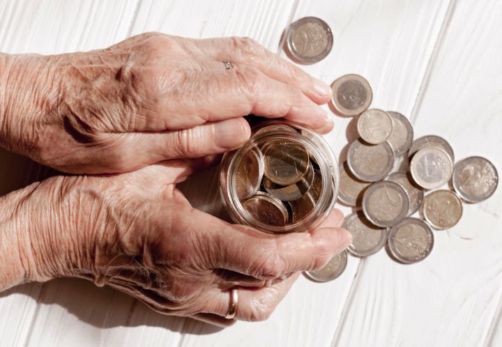 Кто в ЛНР сможет выйти на пенсию в 2026 году: условия и возраст