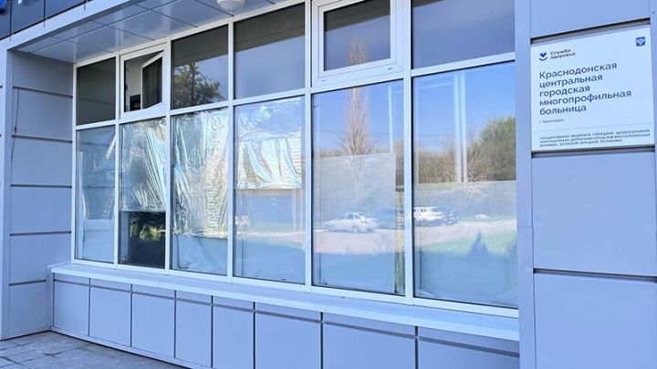 В больнице Краснодона теперь ни аптек, ни буфета. Как прошла интеграция учреждения в законодательство РФ