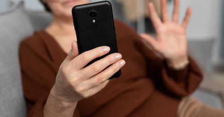 Ждут ли ЛНР ограничения связи перед 9 мая?