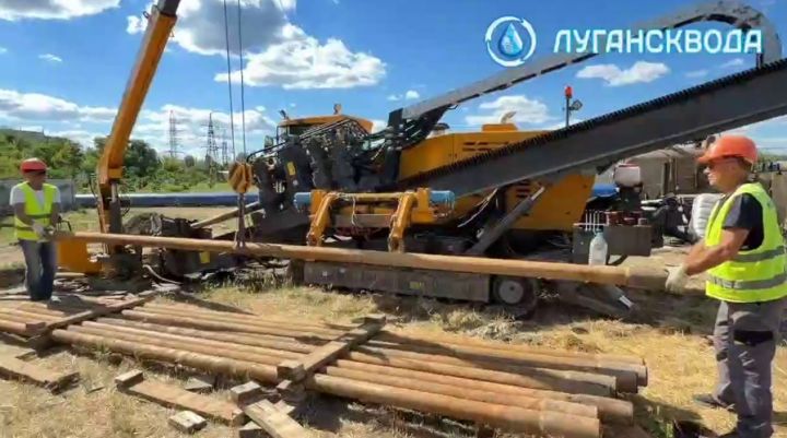 В Луганске ведут замену старой канализации: где и какие работы проходят