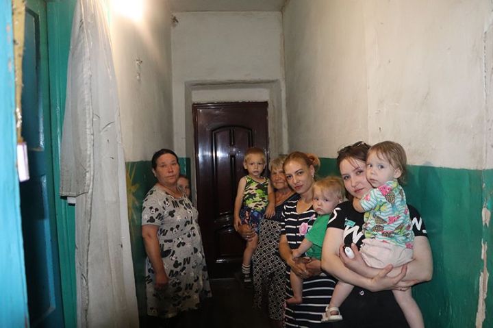 Повезло, что пострадала только кровля: в результате атаки в Свердловске повреждён многоквартирный дом
