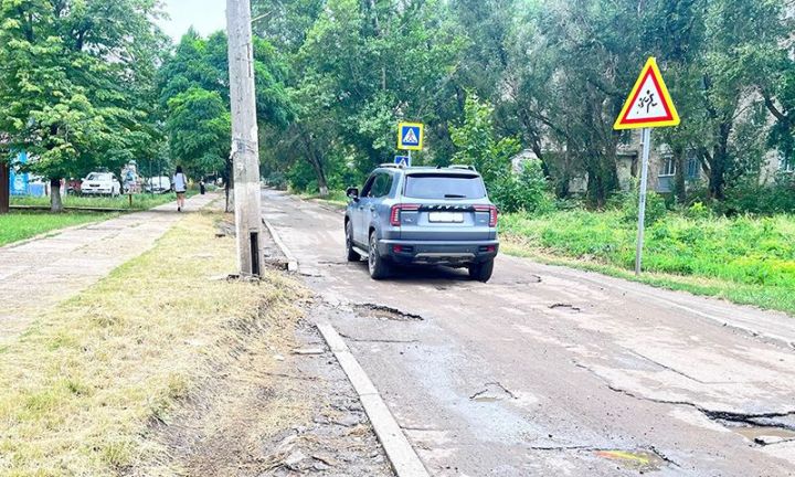 В каком состоянии находятся дороги в городах Краснодонского округа? Изучил «959.РФ»