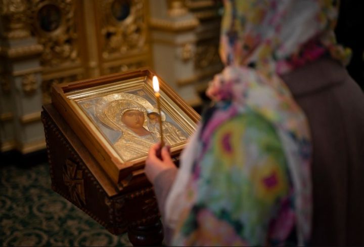 Насколько нынешняя молодежь в ЛНР близка к Богу? Интервью с протоиереем Александром Ястребовым