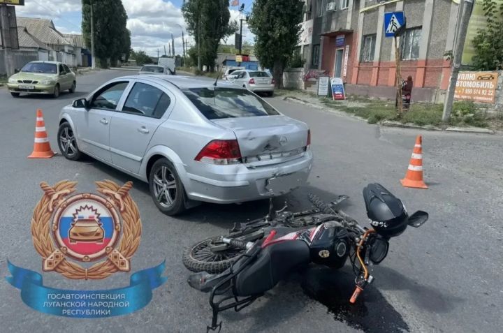 ГАИ ЛНР расследует серию аварий с участием несовершеннолетних: четверо детей и взрослый водитель в больнице