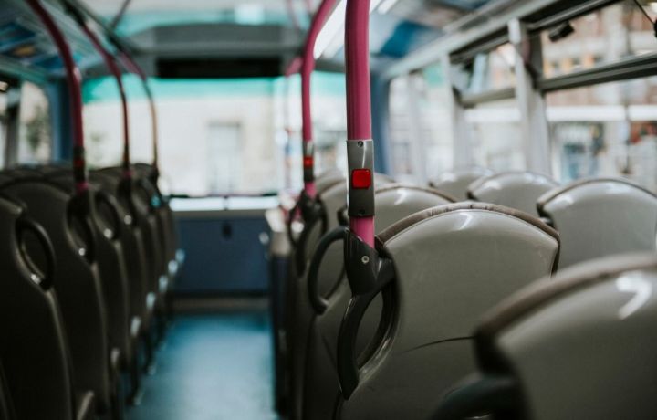 Пассажиров в автобусах Свердловска стало больше?