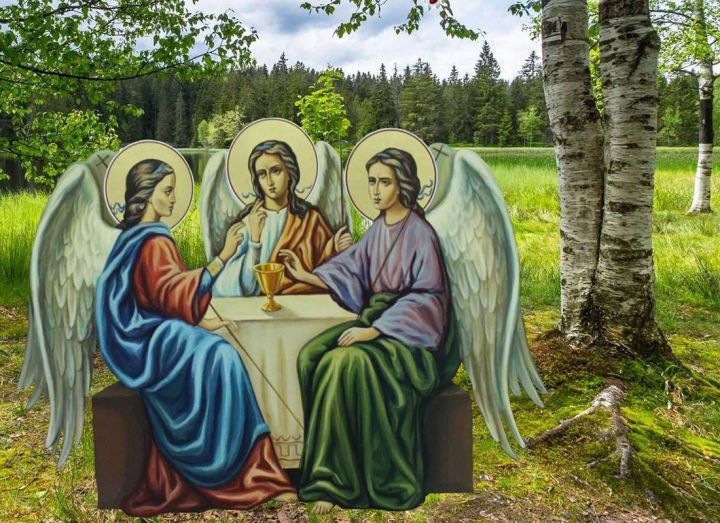 Во имя Отца и сына, и святого Духа: священники Свердловска отвечают на вопросы о Троице