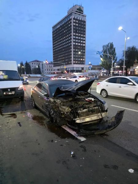 Стали известны подробности страшной аварии в центре Луганска