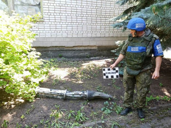 Детский сад в Стаханове пострадал от снарядов ВСУ