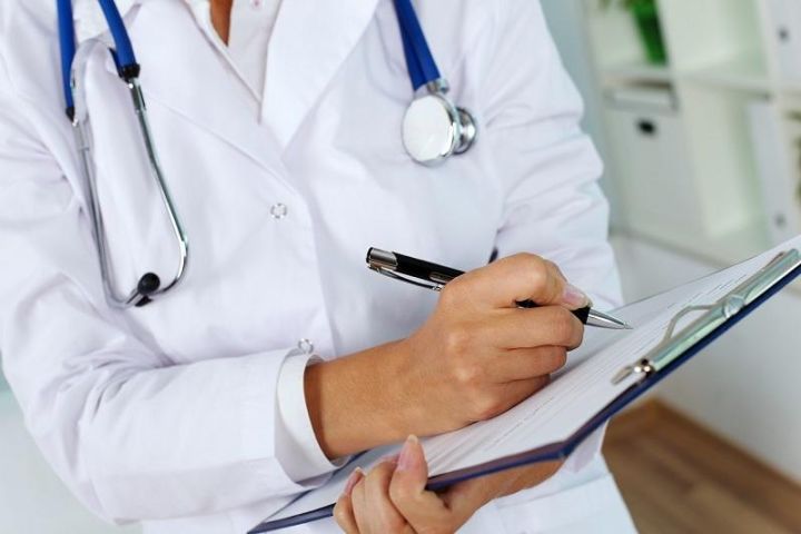 Сжигание мусора закончилось для подростка из Ровеньков больницей