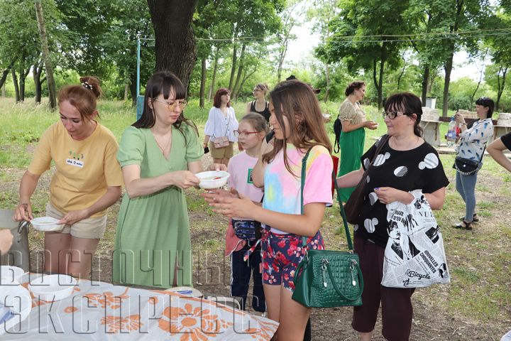 Весело и задорно: Свердловчане отметили День молодежи