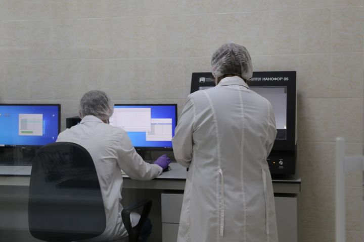 Родство не установят, но помогут раскрыть дело: В ЛНР открылась ДНК-лаборатория
