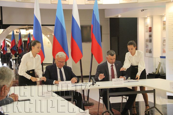 Свердловск и Красноярский край будут сотрудничать: когда начнутся ремонтные работы в городе?