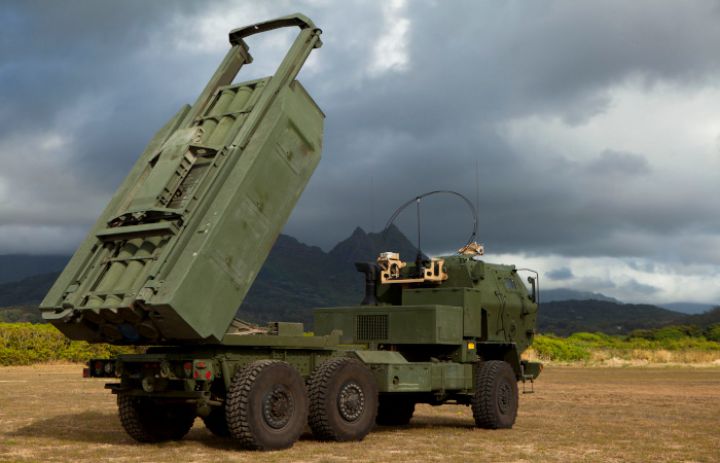 ВСУ выпустили по Алчевску четыре ракеты из системы HIMARS