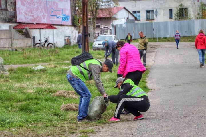 В ЛНР пенсионеров допустили к работам временного характера
