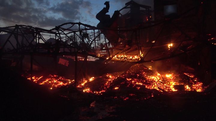 В Красном Луче горела обогатительная фабрика