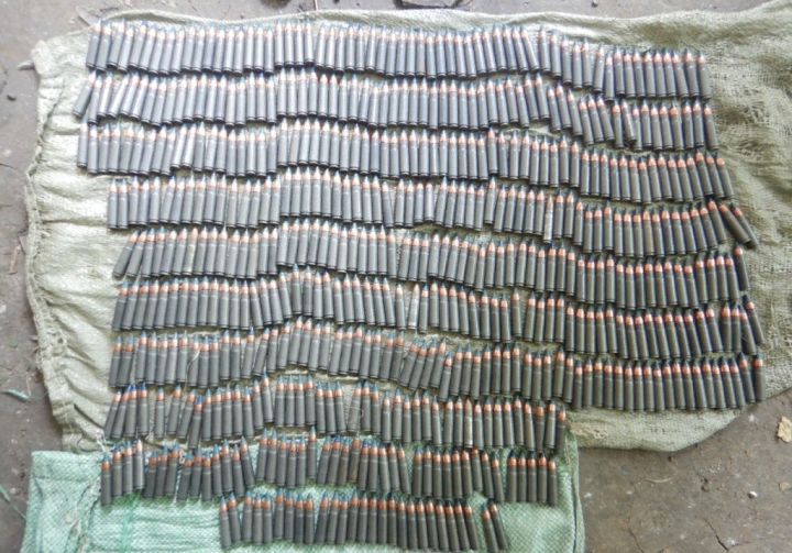 В двух населённых пунктах ЛНР нашли боеприпасы