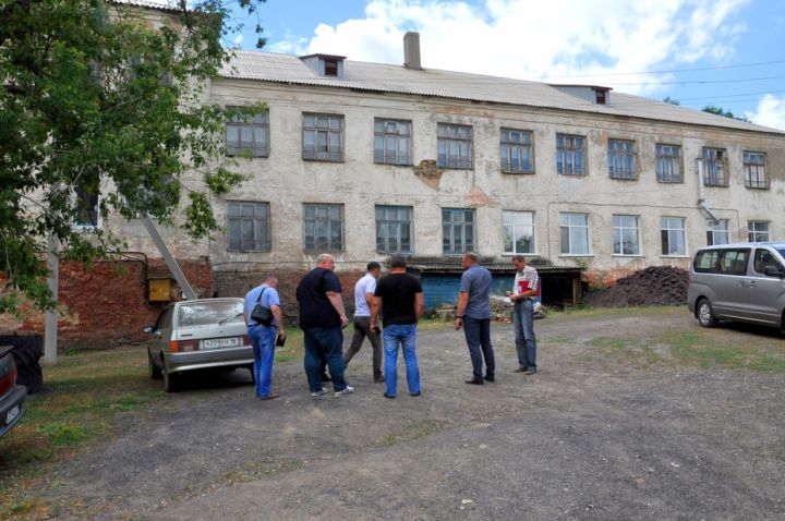 Делегация из Красноярского края изучает фронт работ в Свердловском районе