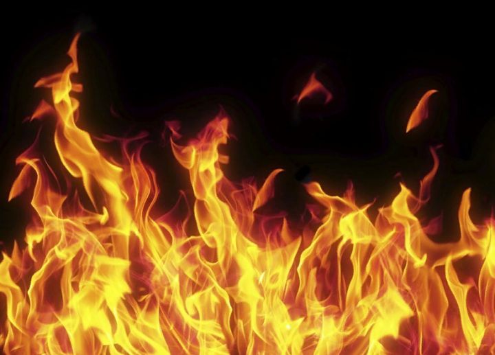 Пенсионер чуть не погиб при пожаре в Ровеньках