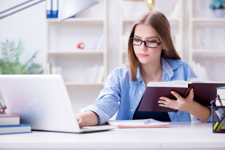 Какое обучение лучше – очное или дистанционное? Отвечают свердловчане