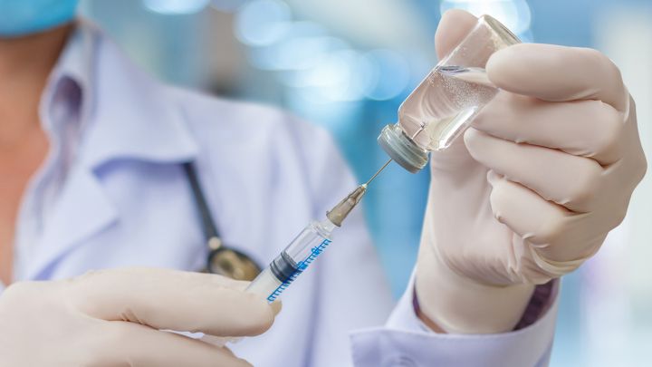В ЛНР за сутки 94 человека заразились ковидом