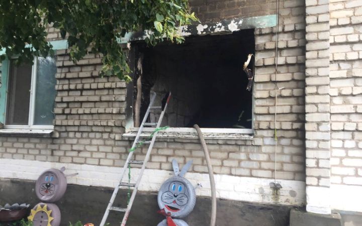 При пожаре в Старобельске эвакуировали шестерых человек